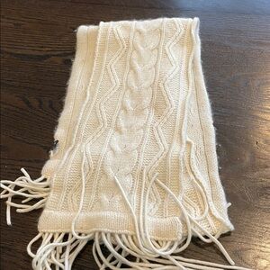 Searle Cream Cahmere Scarf